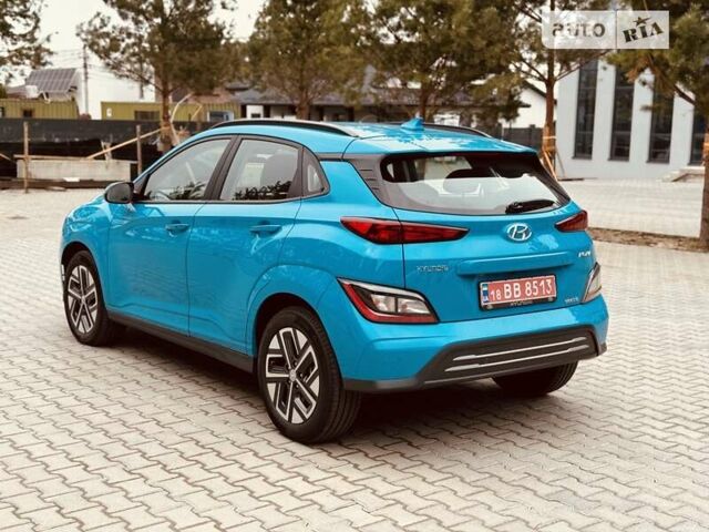 Синій Хендай Kona Electric, об'ємом двигуна 0 л та пробігом 7 тис. км за 21900 $, фото 7 на Automoto.ua