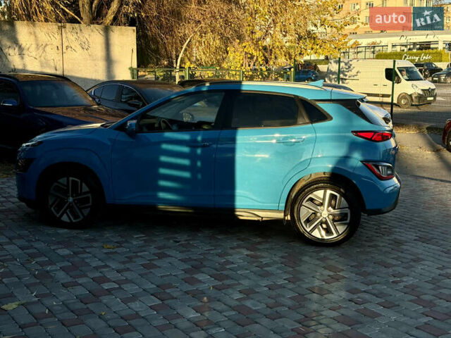 Синий Хендай Kona Electric, объемом двигателя 0 л и пробегом 89 тыс. км за 16999 $, фото 39 на Automoto.ua