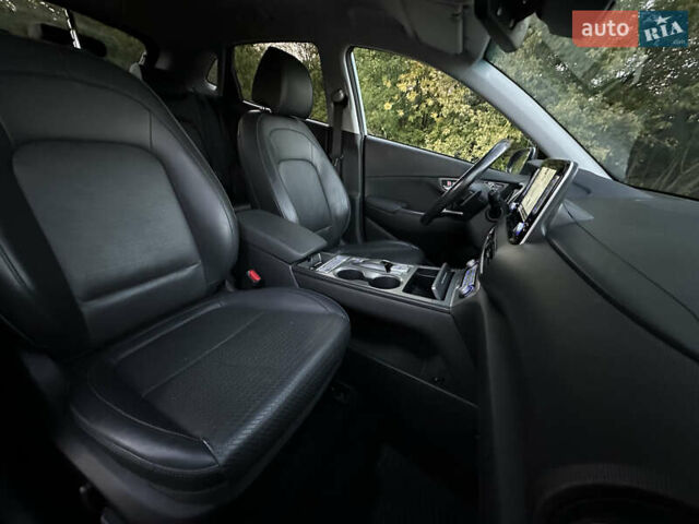 Зелений Хендай Kona Electric, об'ємом двигуна 0 л та пробігом 119 тис. км за 16900 $, фото 81 на Automoto.ua