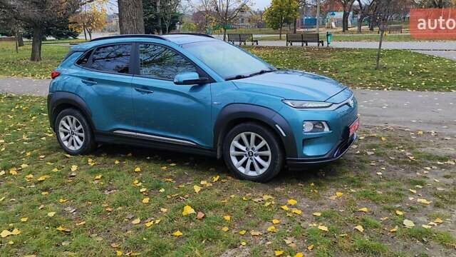 Зеленый Хендай Kona Electric, объемом двигателя 0 л и пробегом 120 тыс. км за 17800 $, фото 7 на Automoto.ua