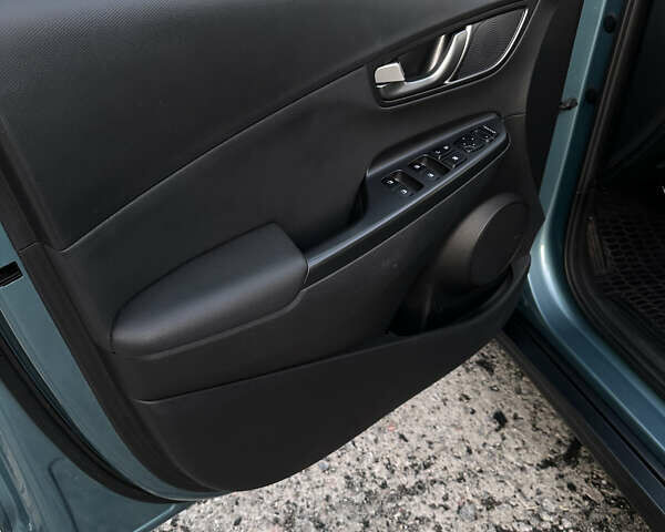 Зелений Хендай Kona Electric, об'ємом двигуна 0 л та пробігом 119 тис. км за 16900 $, фото 52 на Automoto.ua