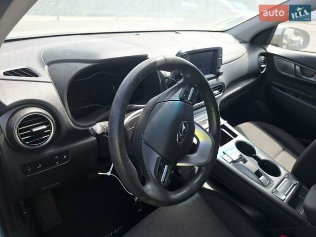 Зеленый Хендай Kona Electric, объемом двигателя 0 л и пробегом 44 тыс. км за 15200 $, фото 16 на Automoto.ua