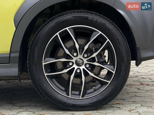 Зеленый Хендай Kona Electric, объемом двигателя 0 л и пробегом 103 тыс. км за 17300 $, фото 18 на Automoto.ua