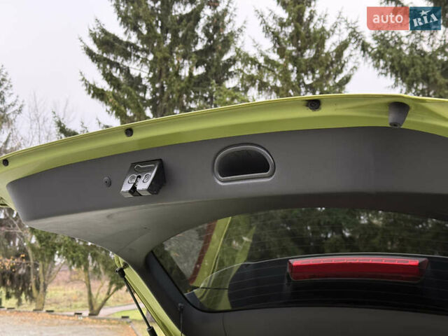 Зеленый Хендай Kona Electric, объемом двигателя 0 л и пробегом 103 тыс. км за 17300 $, фото 55 на Automoto.ua