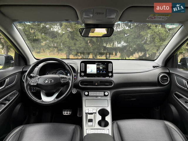 Зеленый Хендай Kona Electric, объемом двигателя 0 л и пробегом 103 тыс. км за 17300 $, фото 31 на Automoto.ua