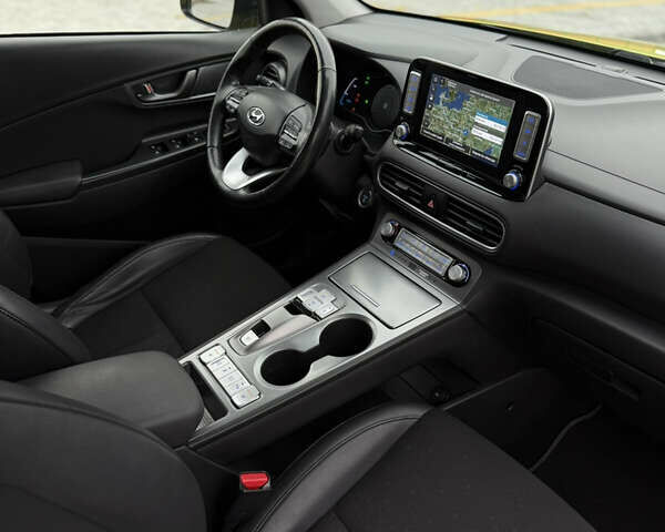 Зеленый Хендай Kona Electric, объемом двигателя 0 л и пробегом 107 тыс. км за 16600 $, фото 54 на Automoto.ua