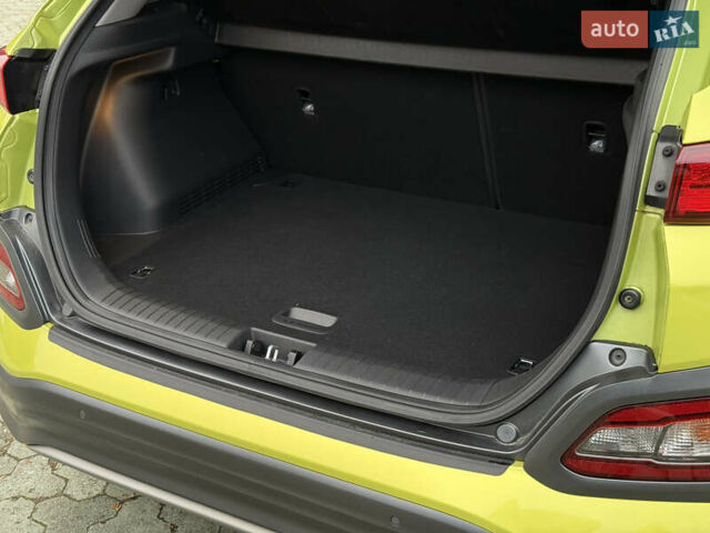 Зеленый Хендай Kona Electric, объемом двигателя 0 л и пробегом 103 тыс. км за 17300 $, фото 52 на Automoto.ua