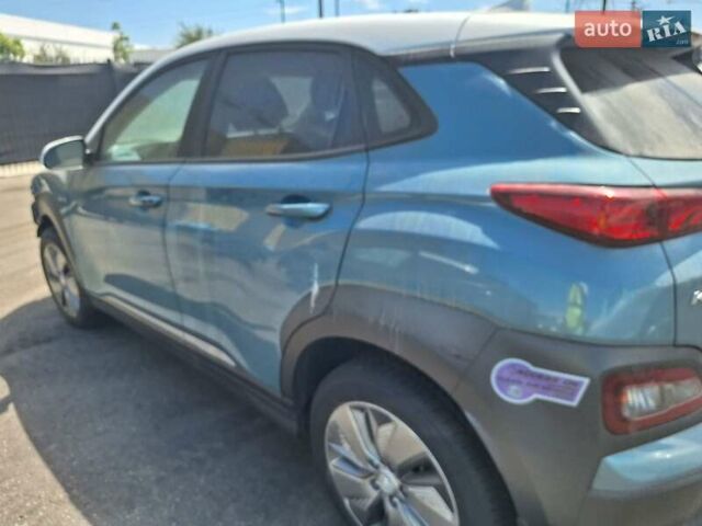 Зеленый Хендай Kona Electric, объемом двигателя 0 л и пробегом 44 тыс. км за 15200 $, фото 3 на Automoto.ua