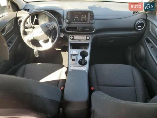 Зеленый Хендай Kona Electric, объемом двигателя 0 л и пробегом 44 тыс. км за 15200 $, фото 25 на Automoto.ua