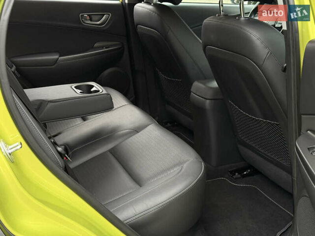 Зеленый Хендай Kona Electric, объемом двигателя 0 л и пробегом 103 тыс. км за 17300 $, фото 44 на Automoto.ua