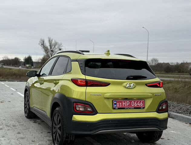 Зеленый Хендай Kona Electric, объемом двигателя 0 л и пробегом 107 тыс. км за 16600 $, фото 10 на Automoto.ua