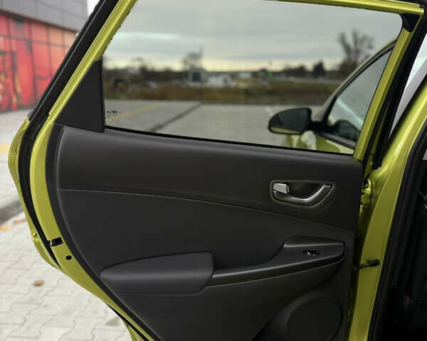 Зеленый Хендай Kona Electric, объемом двигателя 0 л и пробегом 107 тыс. км за 16600 $, фото 42 на Automoto.ua