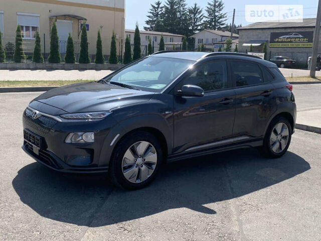 Зелений Хендай Kona Electric, об'ємом двигуна 0 л та пробігом 30 тис. км за 26500 $, фото 2 на Automoto.ua