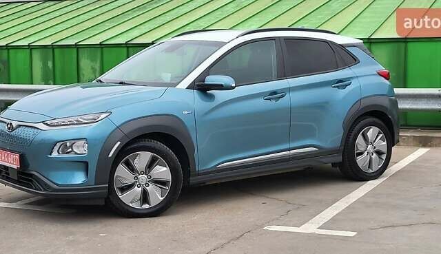 Зеленый Хендай Kona Electric, объемом двигателя 0 л и пробегом 150 тыс. км за 18500 $, фото 4 на Automoto.ua