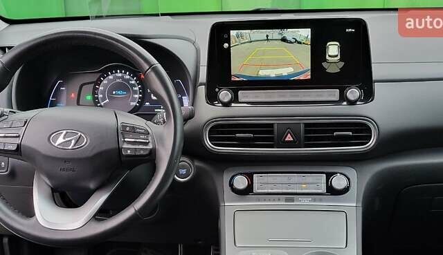 Зеленый Хендай Kona Electric, объемом двигателя 0 л и пробегом 150 тыс. км за 18500 $, фото 20 на Automoto.ua