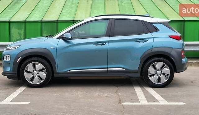 Зеленый Хендай Kona Electric, объемом двигателя 0 л и пробегом 150 тыс. км за 18500 $, фото 6 на Automoto.ua