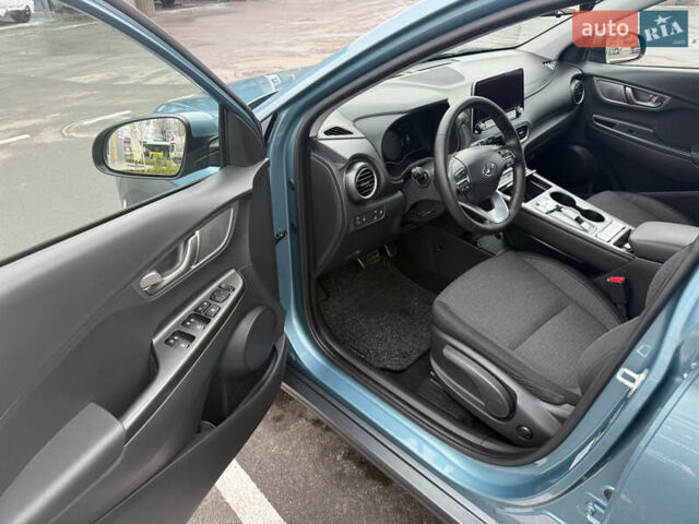 Зеленый Хендай Kona Electric, объемом двигателя 0 л и пробегом 94 тыс. км за 17700 $, фото 18 на Automoto.ua