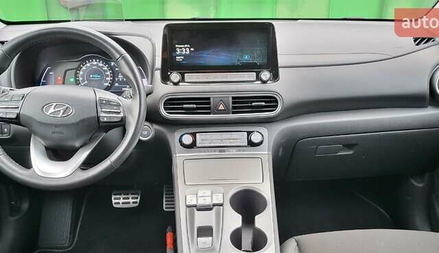Зеленый Хендай Kona Electric, объемом двигателя 0 л и пробегом 150 тыс. км за 18500 $, фото 16 на Automoto.ua