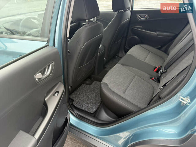 Зеленый Хендай Kona Electric, объемом двигателя 0 л и пробегом 94 тыс. км за 17700 $, фото 20 на Automoto.ua