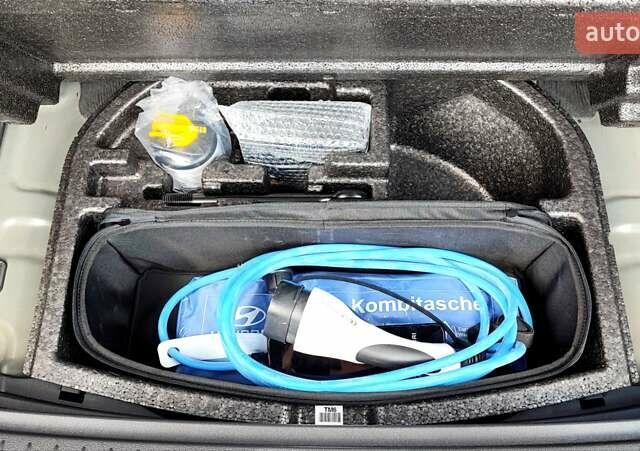 Зелений Хендай Kona Electric, об'ємом двигуна 0 л та пробігом 16 тис. км за 19500 $, фото 8 на Automoto.ua