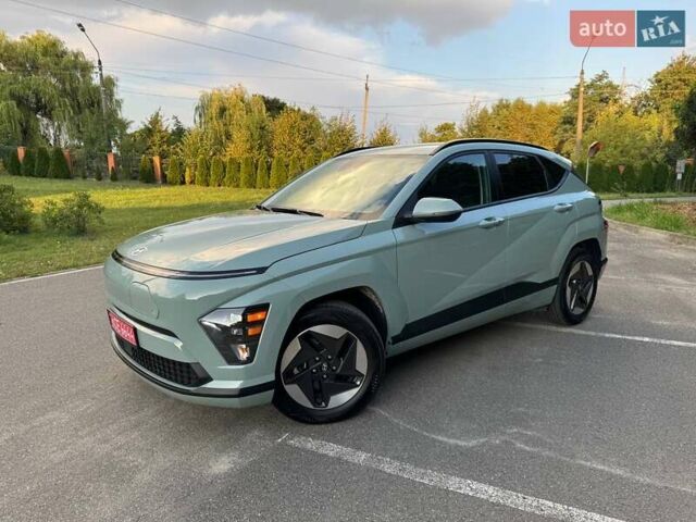 Зеленый Хендай Kona Electric, объемом двигателя 0 л и пробегом 19 тыс. км за 23700 $, фото 3 на Automoto.ua