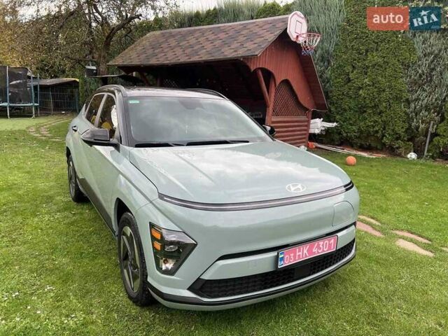 Зелений Хендай Kona Electric, об'ємом двигуна 0 л та пробігом 8 тис. км за 23899 $, фото 35 на Automoto.ua