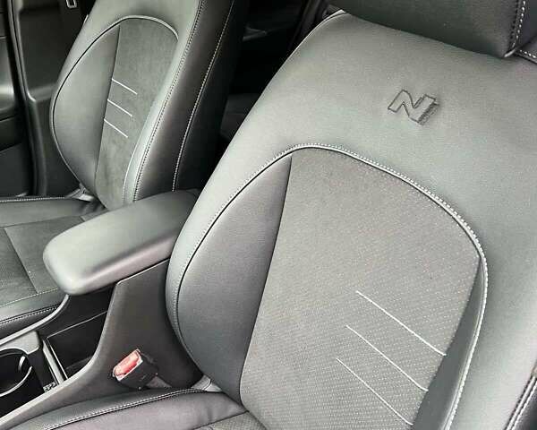 Зелений Хендай Kona Electric, об'ємом двигуна 0 л та пробігом 8 тис. км за 23899 $, фото 6 на Automoto.ua