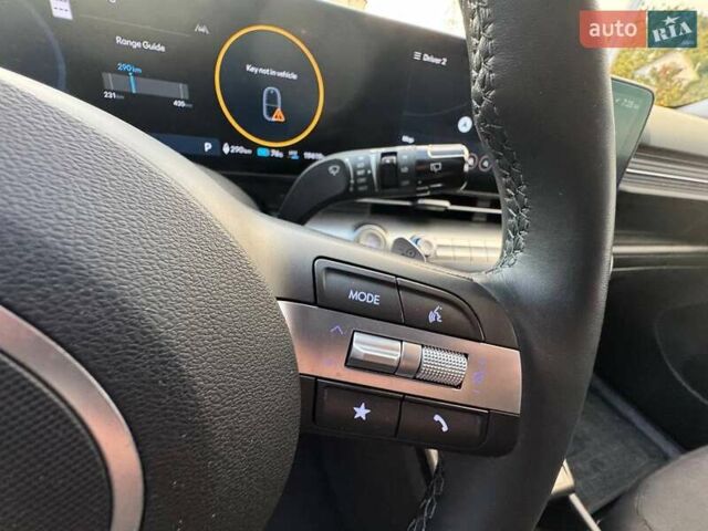 Зеленый Хендай Kona Electric, объемом двигателя 0 л и пробегом 19 тыс. км за 23700 $, фото 18 на Automoto.ua