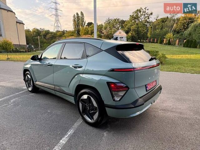 Зеленый Хендай Kona Electric, объемом двигателя 0 л и пробегом 19 тыс. км за 23700 $, фото 8 на Automoto.ua