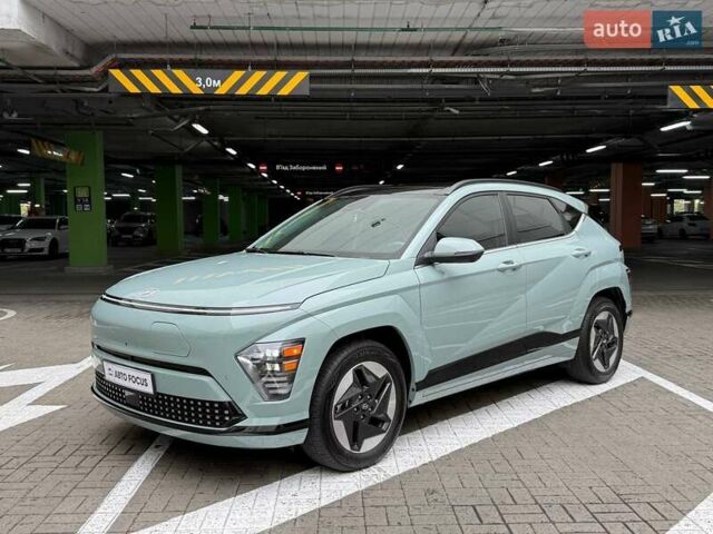 Зеленый Хендай Kona Electric, объемом двигателя 0 л и пробегом 10 тыс. км за 27990 $, фото 3 на Automoto.ua