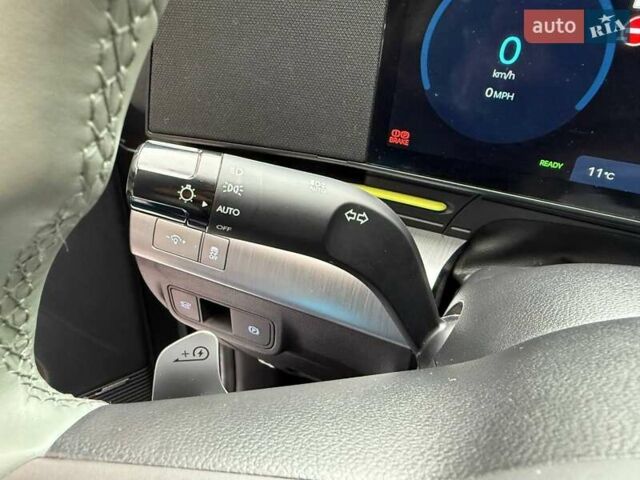 Зеленый Хендай Kona Electric, объемом двигателя 0 л и пробегом 10 тыс. км за 27990 $, фото 19 на Automoto.ua