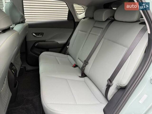 Зеленый Хендай Kona Electric, объемом двигателя 0 л и пробегом 10 тыс. км за 27990 $, фото 12 на Automoto.ua