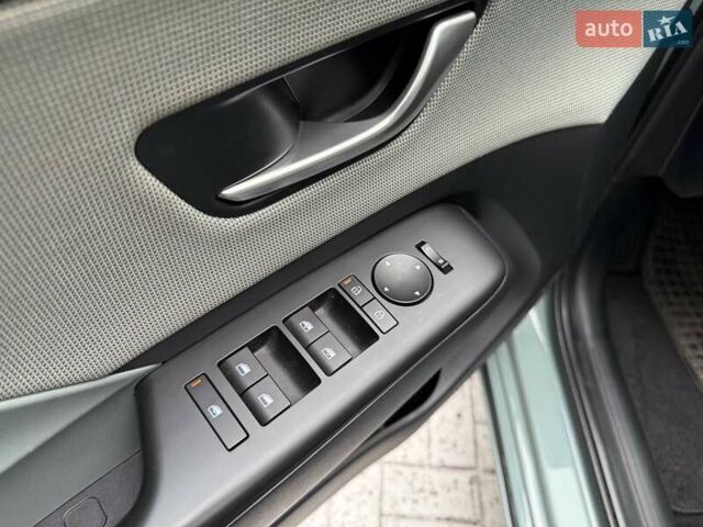 Зеленый Хендай Kona Electric, объемом двигателя 0 л и пробегом 10 тыс. км за 27990 $, фото 17 на Automoto.ua