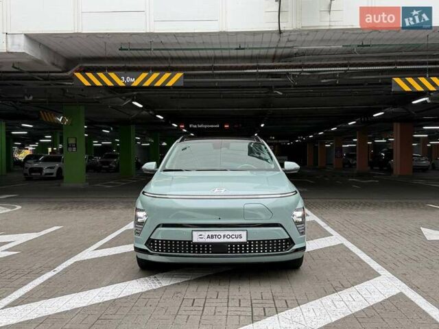 Зеленый Хендай Kona Electric, объемом двигателя 0 л и пробегом 10 тыс. км за 27990 $, фото 2 на Automoto.ua