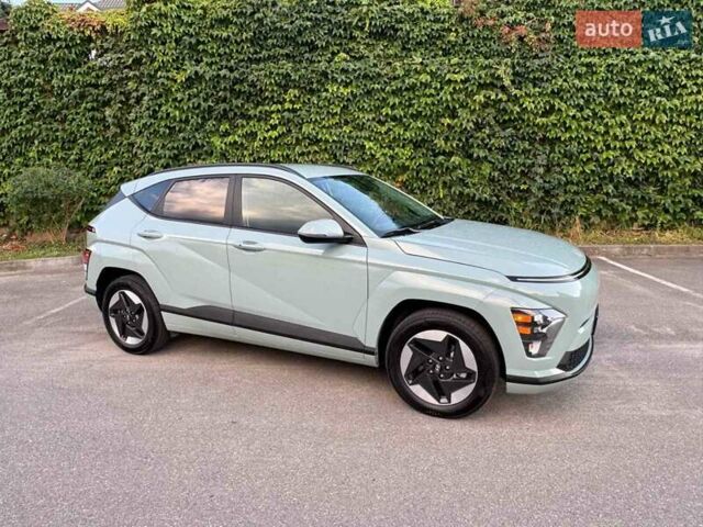 Зеленый Хендай Kona Electric, объемом двигателя 0 л и пробегом 19 тыс. км за 23700 $, фото 7 на Automoto.ua