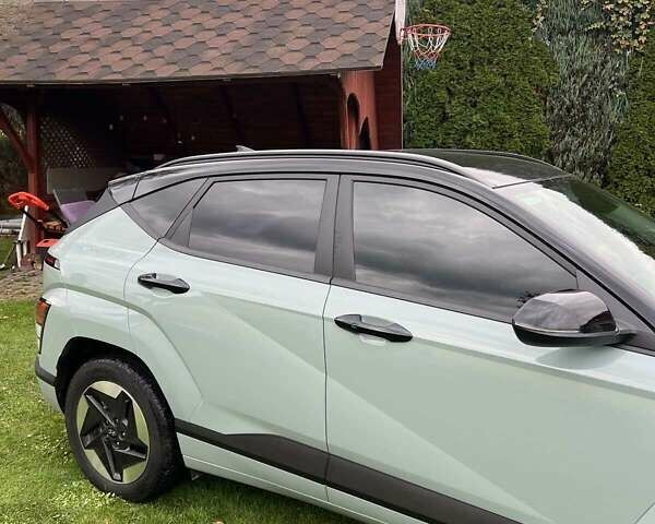 Зелений Хендай Kona Electric, об'ємом двигуна 0 л та пробігом 8 тис. км за 23899 $, фото 22 на Automoto.ua