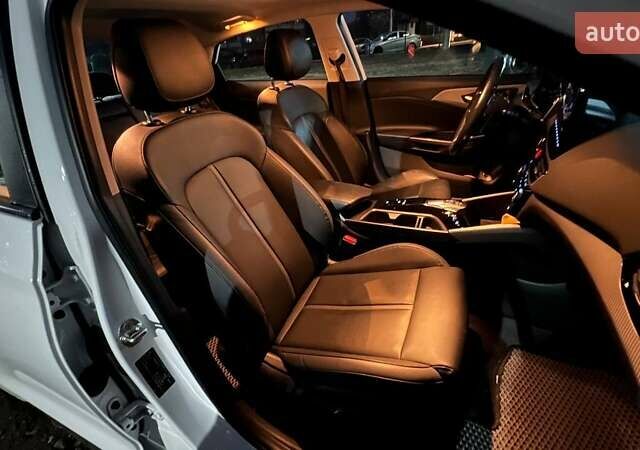 Белый Хендай Lafesta, объемом двигателя 0 л и пробегом 22 тыс. км за 23990 $, фото 11 на Automoto.ua