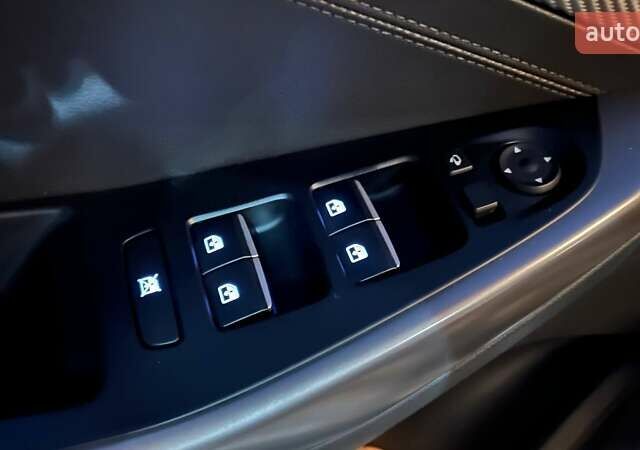 Белый Хендай Lafesta, объемом двигателя 0 л и пробегом 22 тыс. км за 23990 $, фото 12 на Automoto.ua