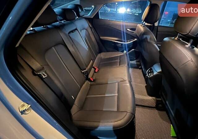 Белый Хендай Lafesta, объемом двигателя 0 л и пробегом 22 тыс. км за 23990 $, фото 10 на Automoto.ua