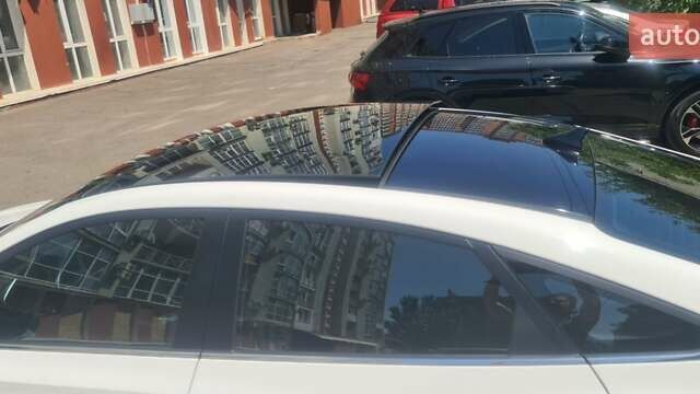 Белый Хендай Lafesta, объемом двигателя 0 л и пробегом 82 тыс. км за 19300 $, фото 7 на Automoto.ua