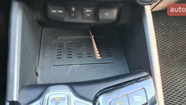 Белый Хендай Lafesta, объемом двигателя 0 л и пробегом 82 тыс. км за 19300 $, фото 18 на Automoto.ua