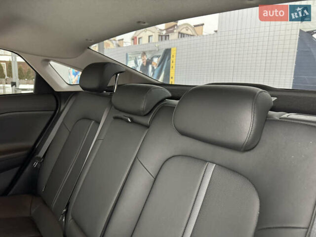 Белый Хендай Lafesta EV, объемом двигателя 0 л и пробегом 40 тыс. км за 21500 $, фото 23 на Automoto.ua