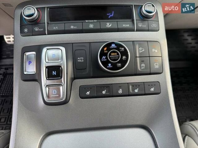 Белый Хендай Palisade, объемом двигателя 2.2 л и пробегом 56 тыс. км за 38900 $, фото 21 на Automoto.ua