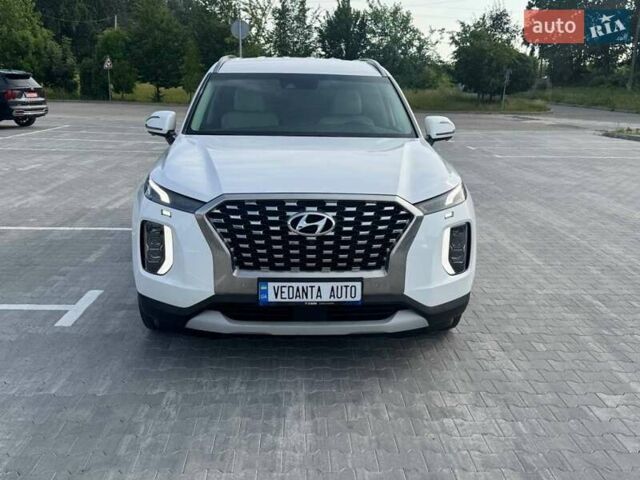 Белый Хендай Palisade, объемом двигателя 2.2 л и пробегом 56 тыс. км за 38900 $, фото 1 на Automoto.ua