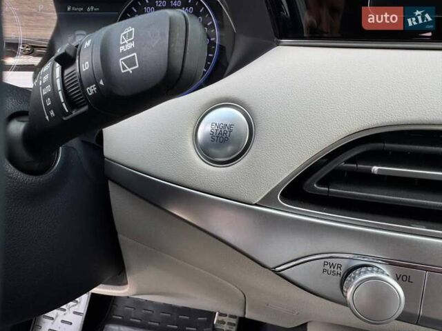 Белый Хендай Palisade, объемом двигателя 2.2 л и пробегом 56 тыс. км за 38900 $, фото 18 на Automoto.ua