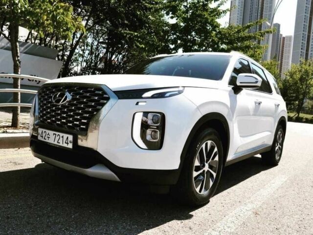 Белый Хендай Palisade, объемом двигателя 2.2 л и пробегом 3 тыс. км за 15200 $, фото 2 на Automoto.ua