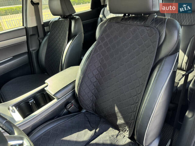 Хендай Palisade 2019 у Умани на Automoto.ua Білий Хендай Palisade, об'ємом двигуна 2.2 л та пробігом 104 тис. км за 37000 $, фото 17 на Automoto.ua