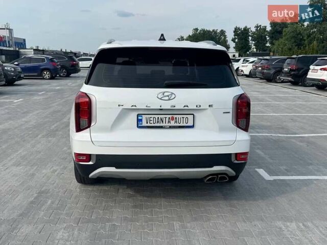 Белый Хендай Palisade, объемом двигателя 2.2 л и пробегом 56 тыс. км за 38900 $, фото 5 на Automoto.ua