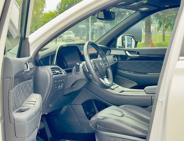 Белый Хендай Palisade, объемом двигателя 3.78 л и пробегом 21 тыс. км за 40000 $, фото 11 на Automoto.ua