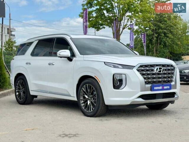 Белый Хендай Palisade, объемом двигателя 3.78 л и пробегом 21 тыс. км за 40000 $, фото 2 на Automoto.ua